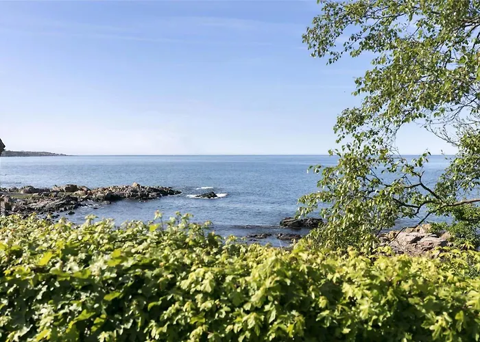 6765-allinge-sdr-strandvej-34 別荘 *