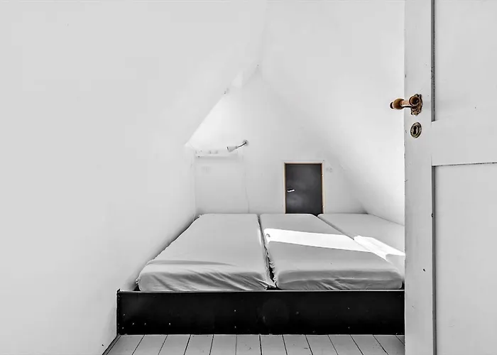 6765-allinge-sdr-strandvej-34 *